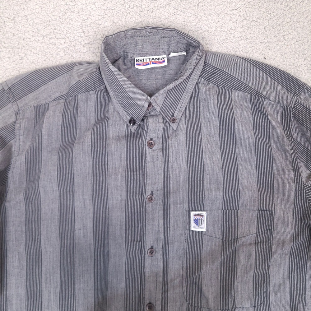 Vintage Brittania Shirt Mens Medium Gray Striped Long Sleeve Button Down‎ Crest